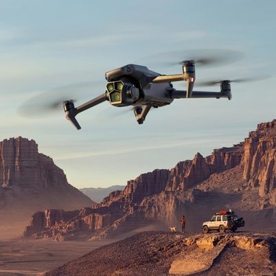Квадрокоптер DJI Mavic 3 Pro Fly More Combo with DJI RC (CP.MA