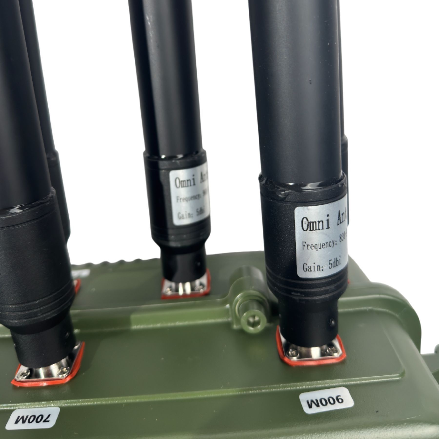 8-band EW system with collinear antennas "AIR Jammer Pro 8" (2 channels at 5.8G, 50 W each)