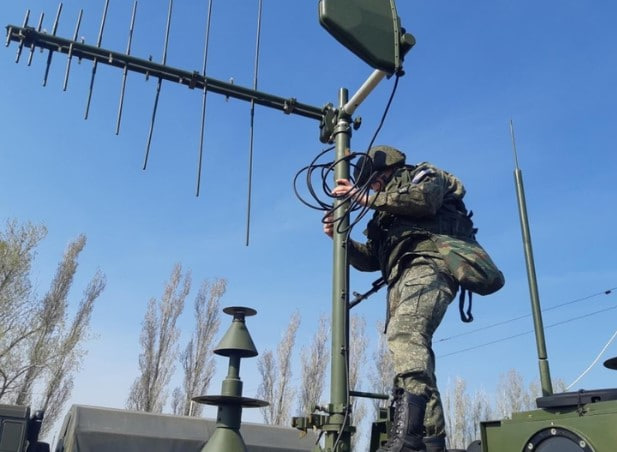 Військова антена для РЕБ зображення